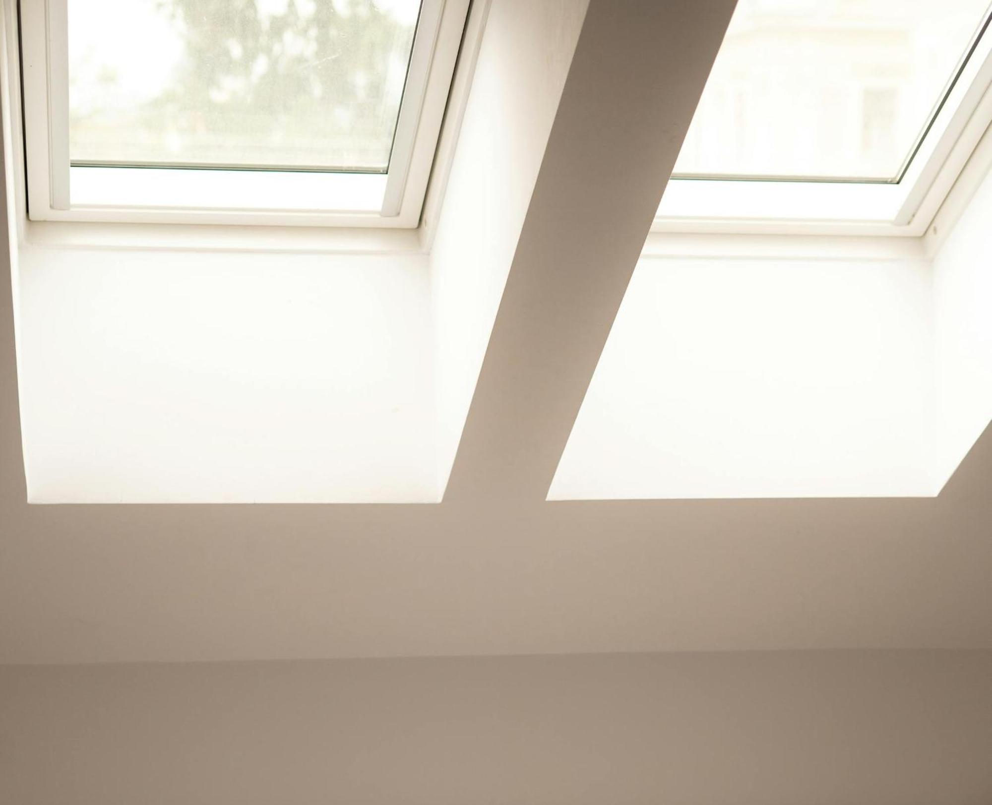 Skylight Room! Lucan Eksteriør billede